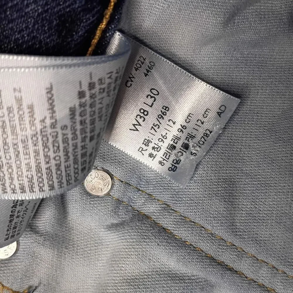 Levi-s Men's Blue and Navy Jeans